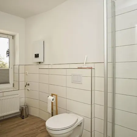 Gutshaus Silvitz: Beachside Retreat With Ahoi Access Bergen Auf Rugen